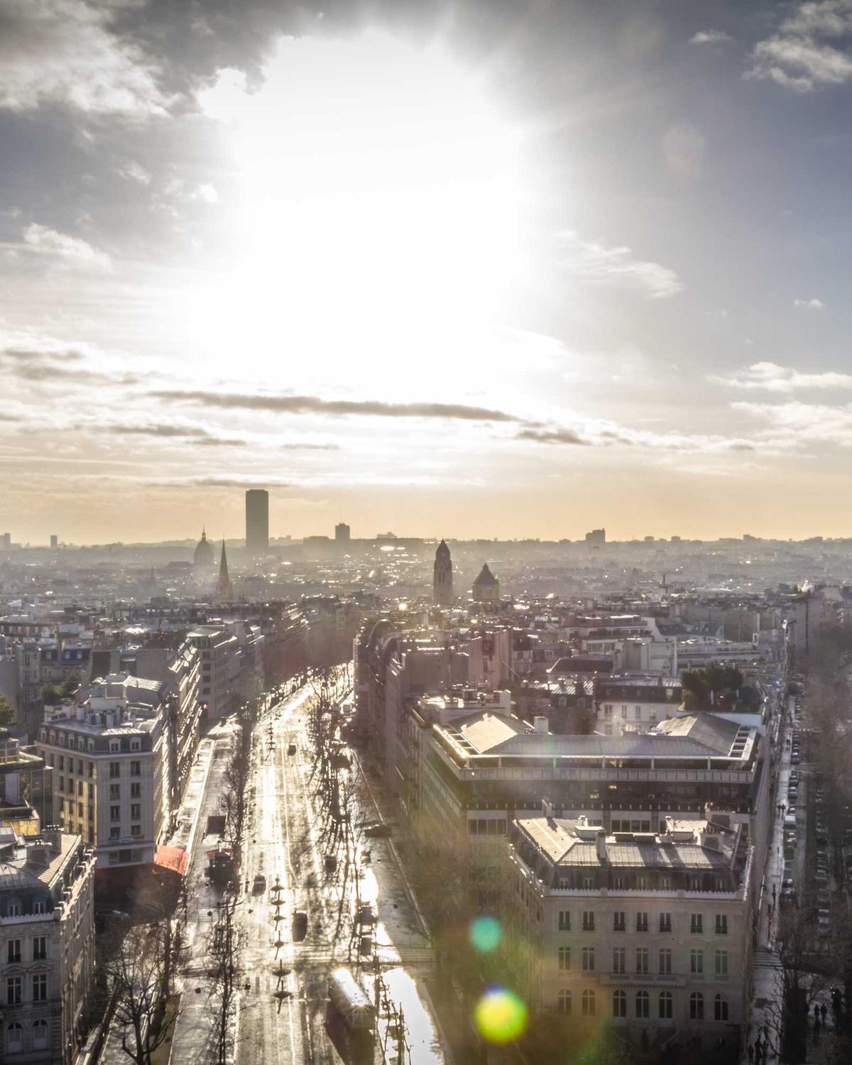 Gölgeler ve Işık — 3 Görsel